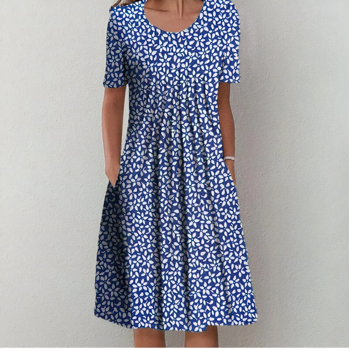 Pleated summer dress for women