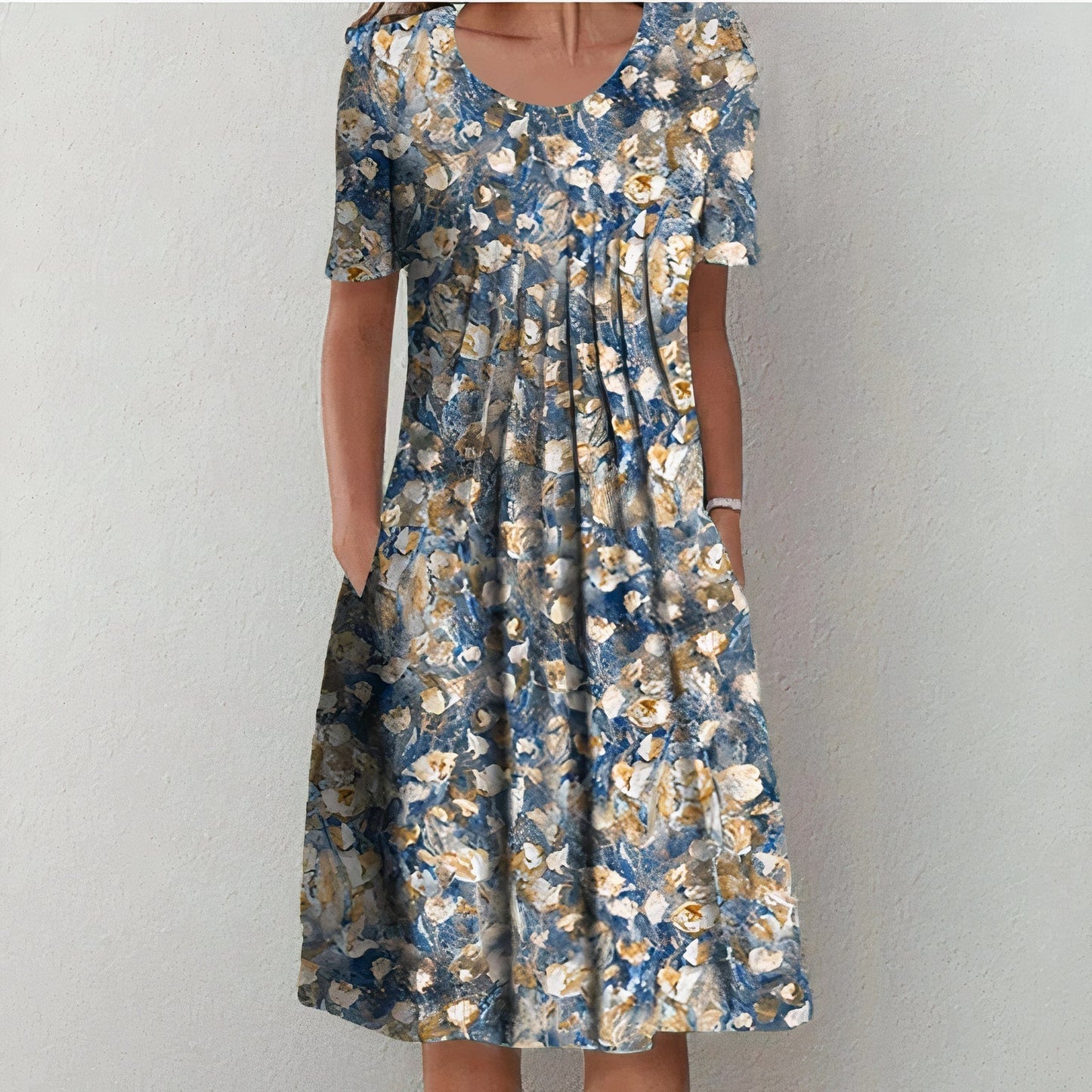 Pleated summer dress for women