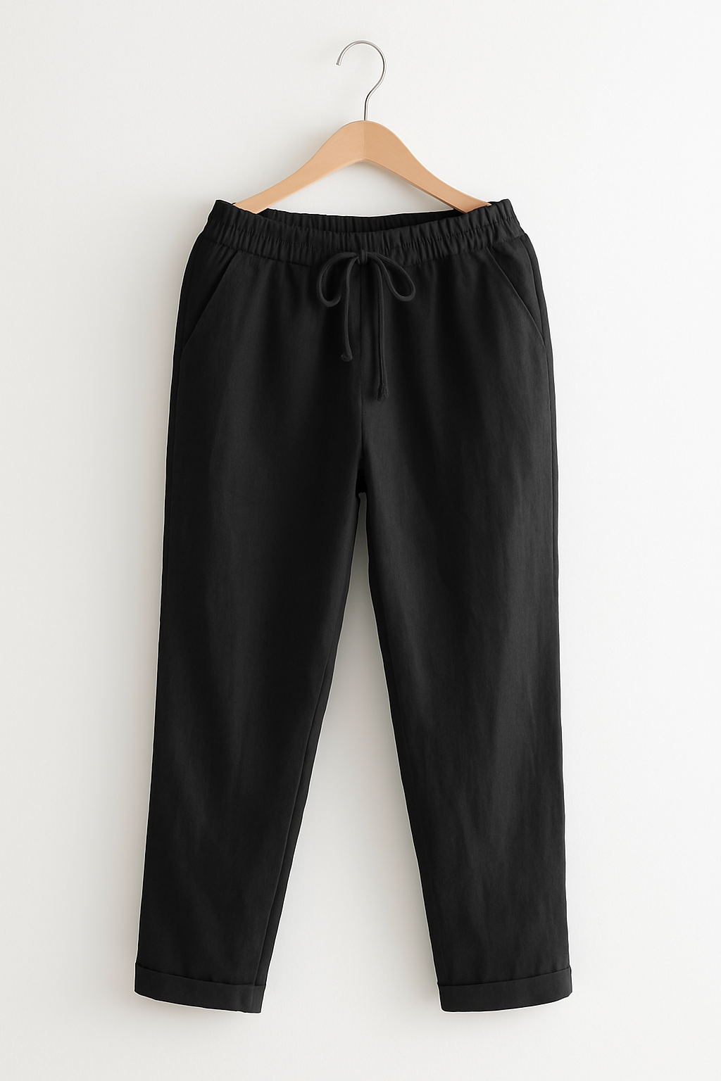 Hose with elastic waistband and drawstring