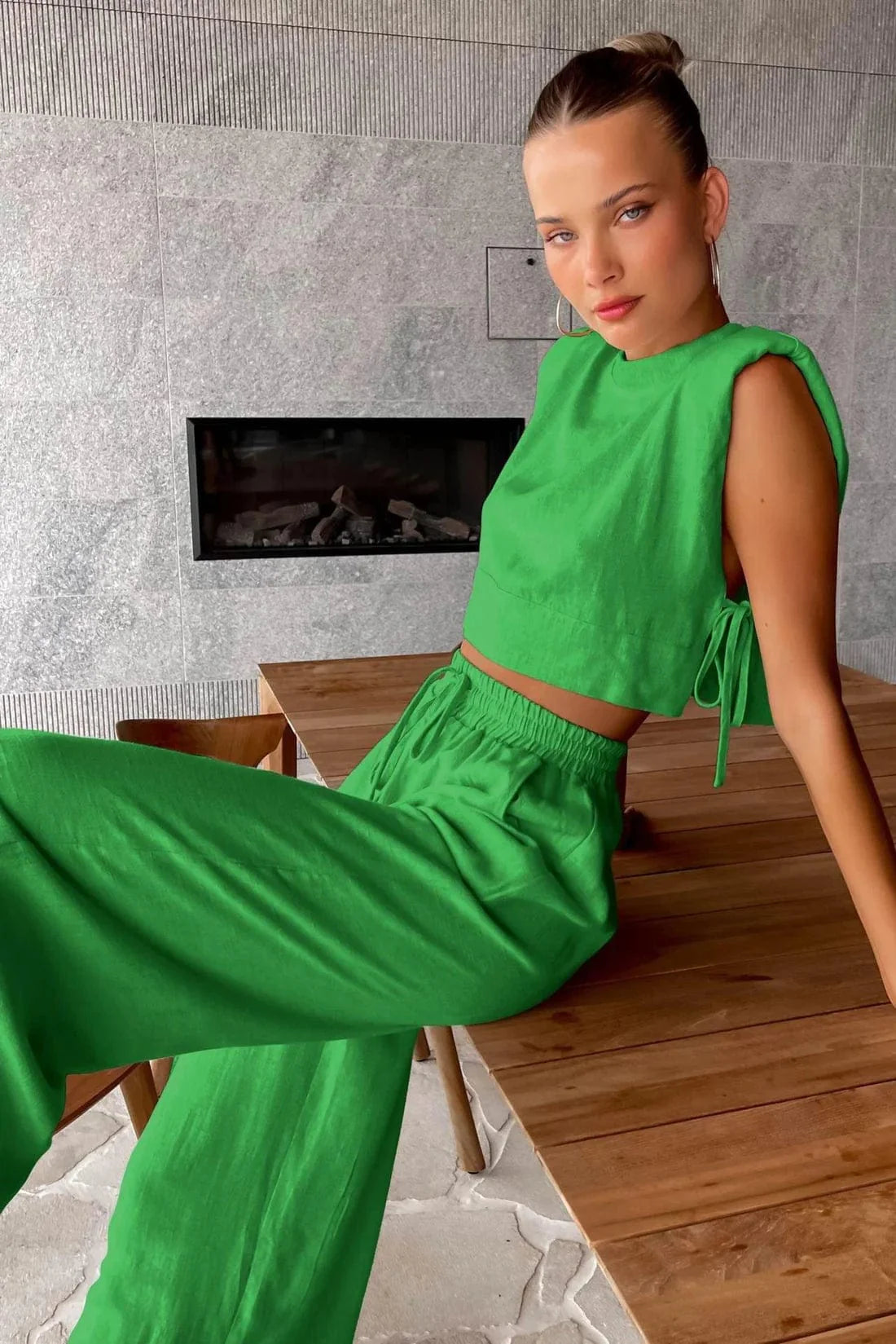 Sommer Set aus Leinen mit Minimalistischem Design und Verstellbarem Bund