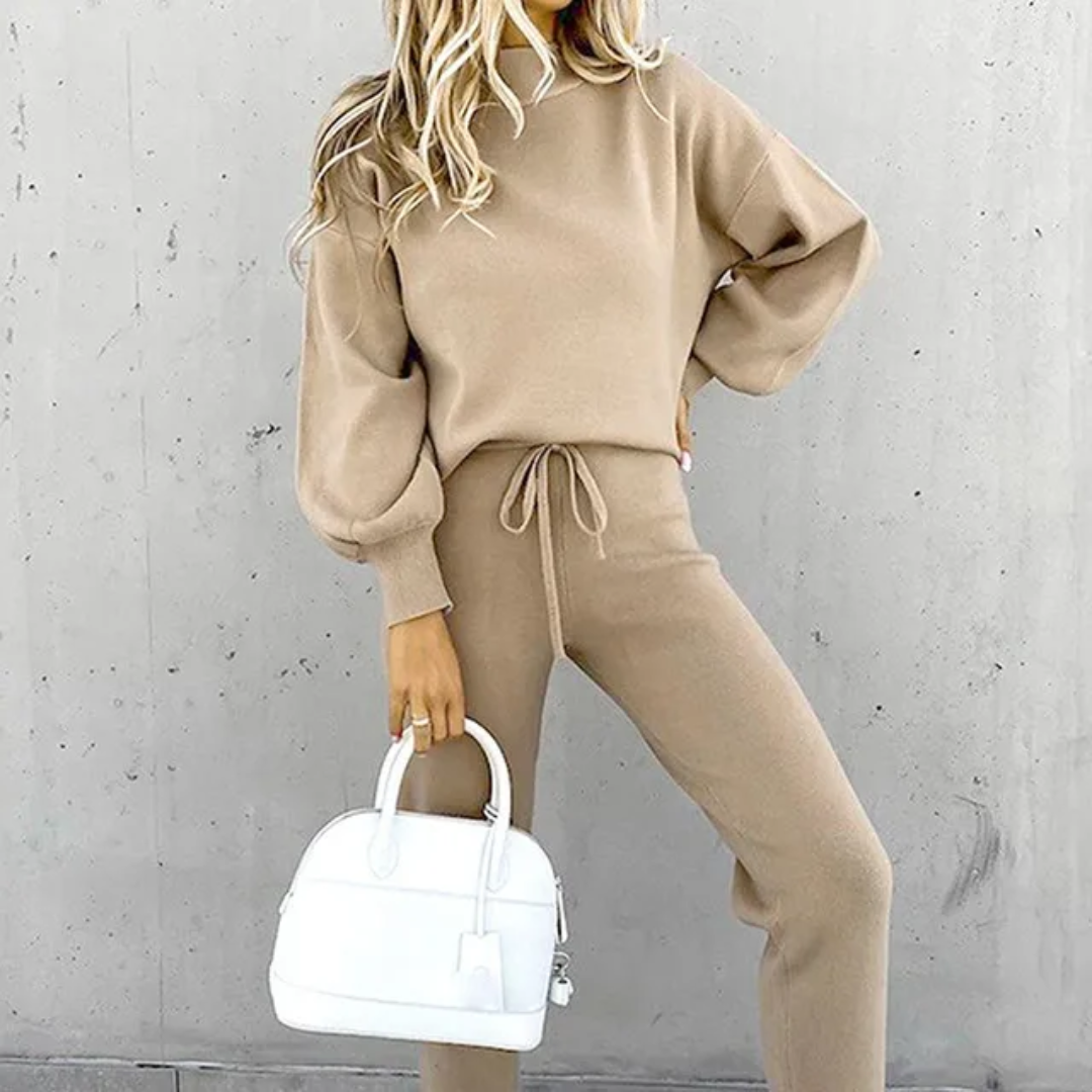 Stylischer Damen Trainingsanzug aus Weichem Material
