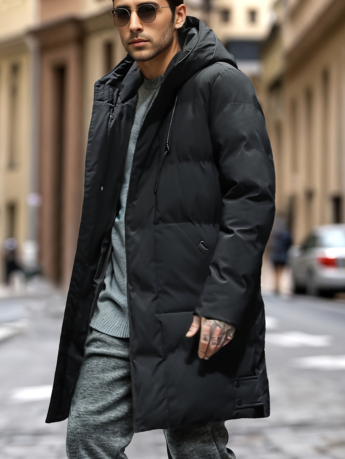 Warme Winterpufferjacke mit Kapuze