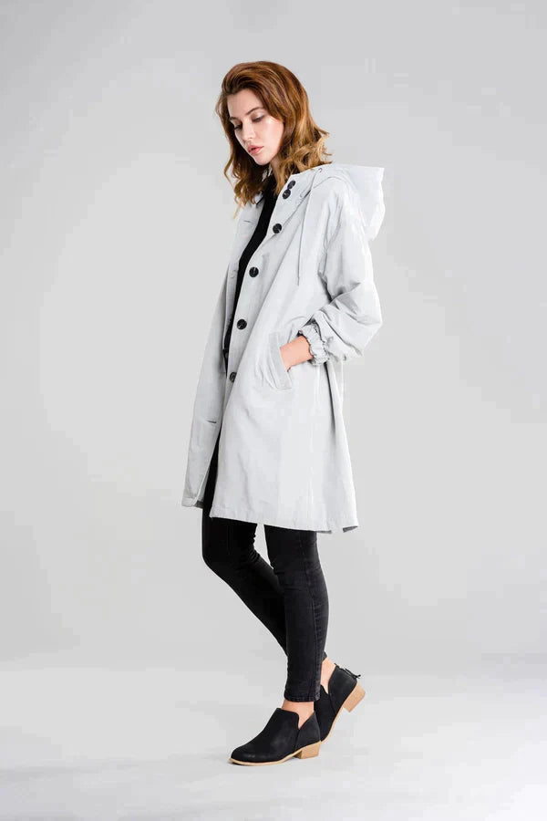 Wasserbeständige Damenjacke mit Kapuze