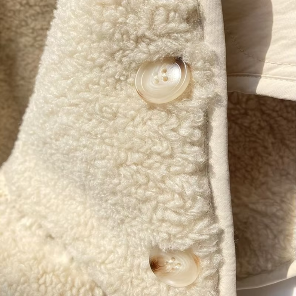 Wende-Weste mit Knöpfen aus Fleece