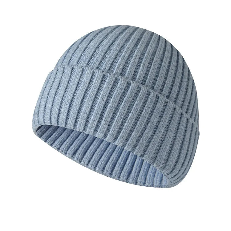 Wintermütze aus Gestricktem Stoff