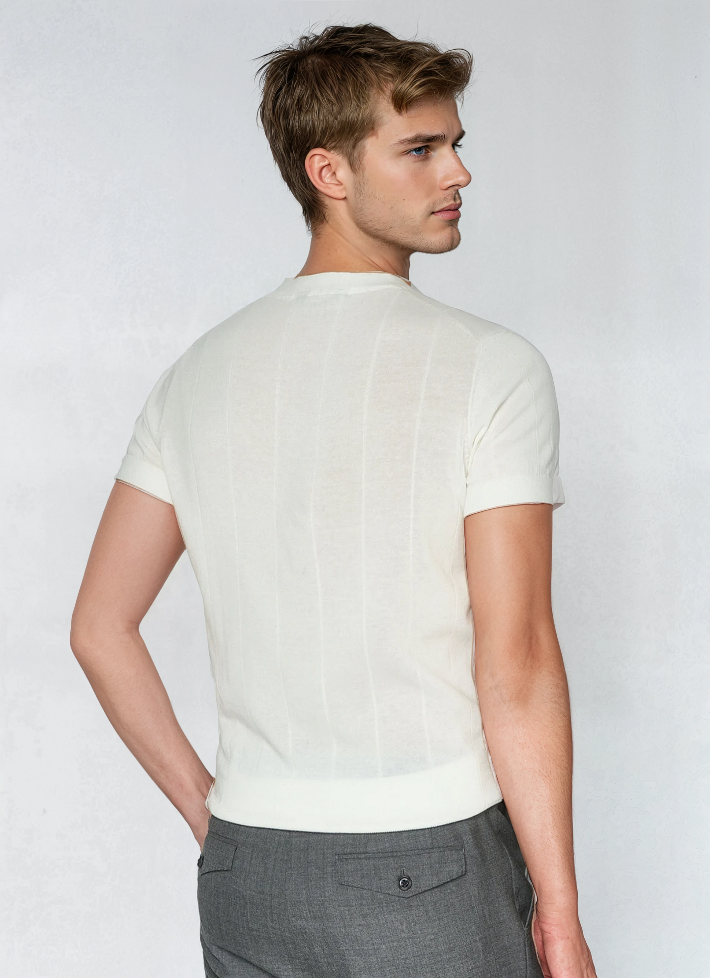 Timeless men's T-shirt with ribbed texture