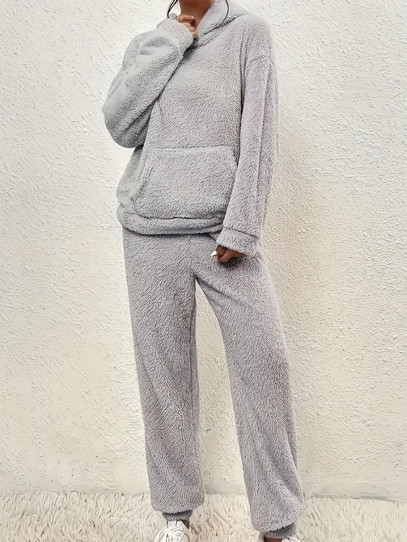 Zweiteiliges Teddy Damen Winterset mit Hoodie und Hosen