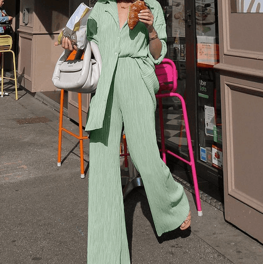 Two-piece women's suit set