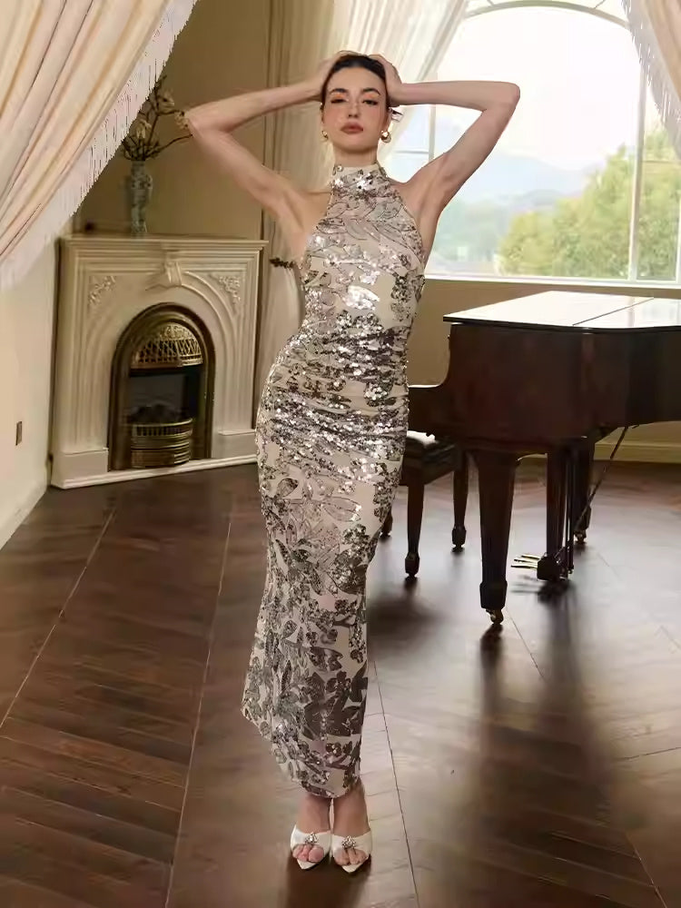 Luxuriöses Abendkleid mit Pailletten