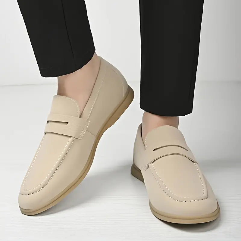 Jax | Moderna damskor med kontrastsula för elegant stil