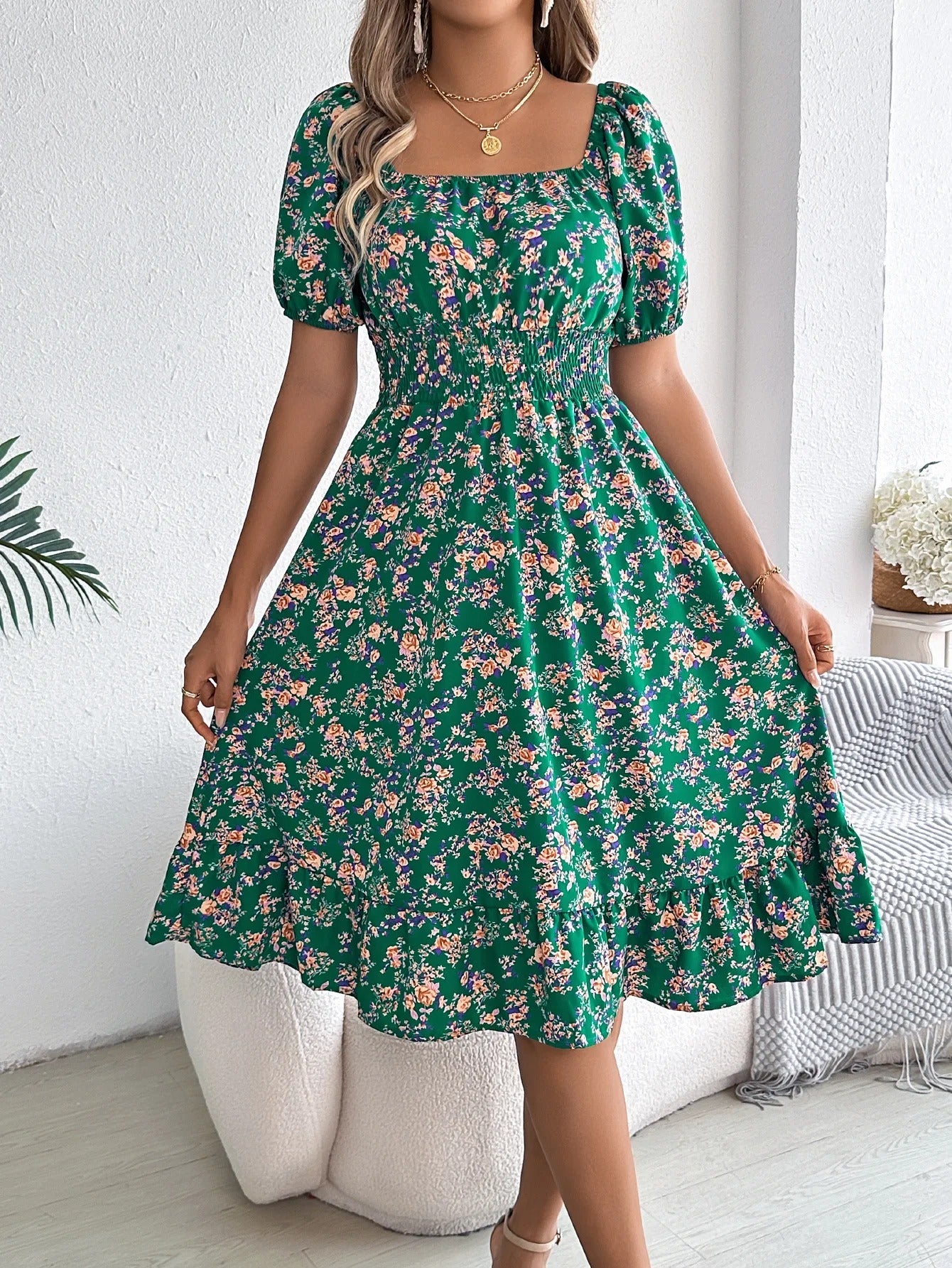 Variant image for Liselotte | Feminines Blumenkleid mit Puffärmeln für Damen-1
