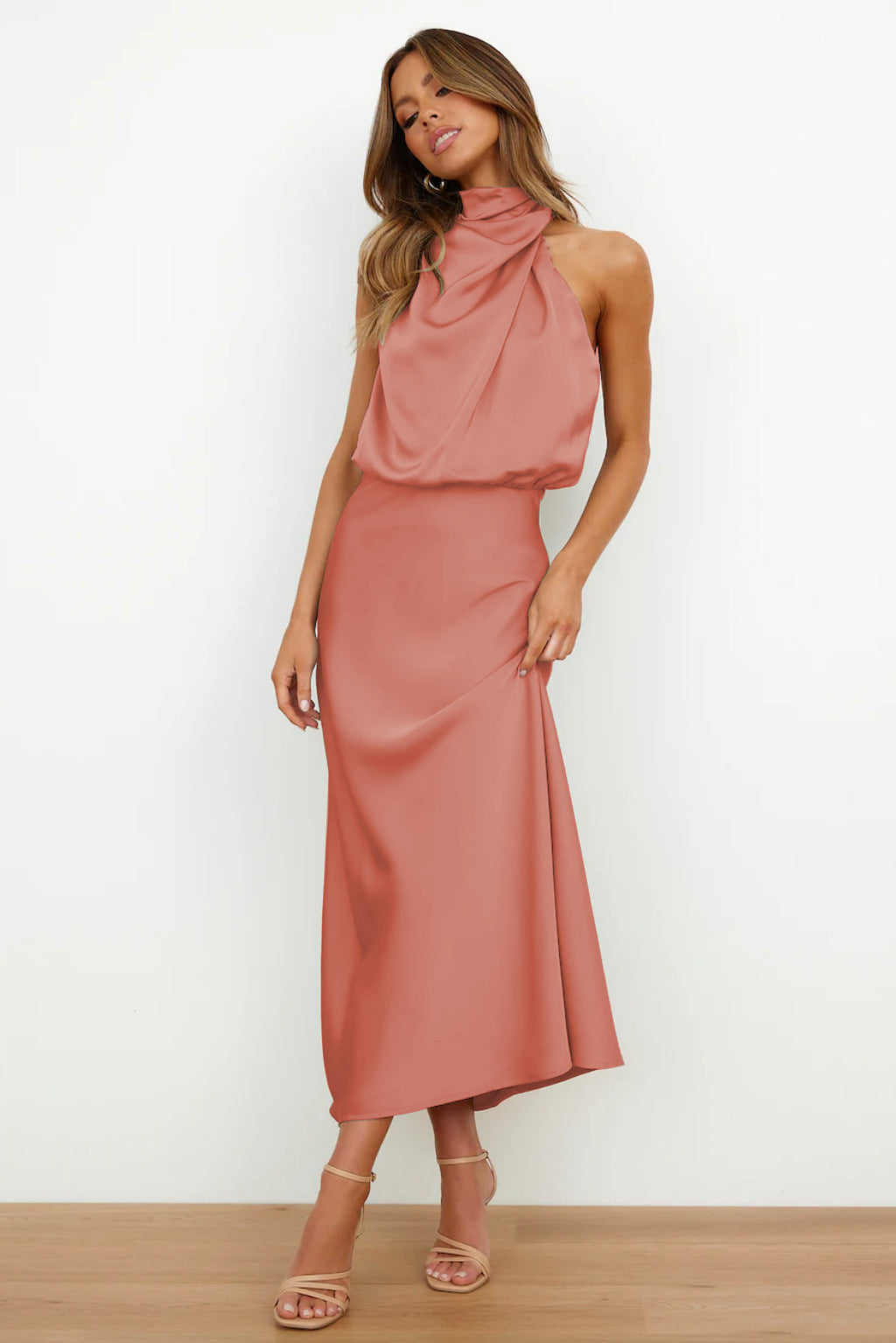 Variant image for Carmen | Elegantes Abendkleid mit Halfterausschnitt für Damen-17