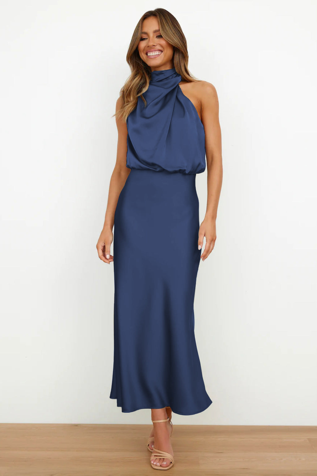 Variant image for Carmen | Elegantes Abendkleid mit Halfterausschnitt für Damen-21