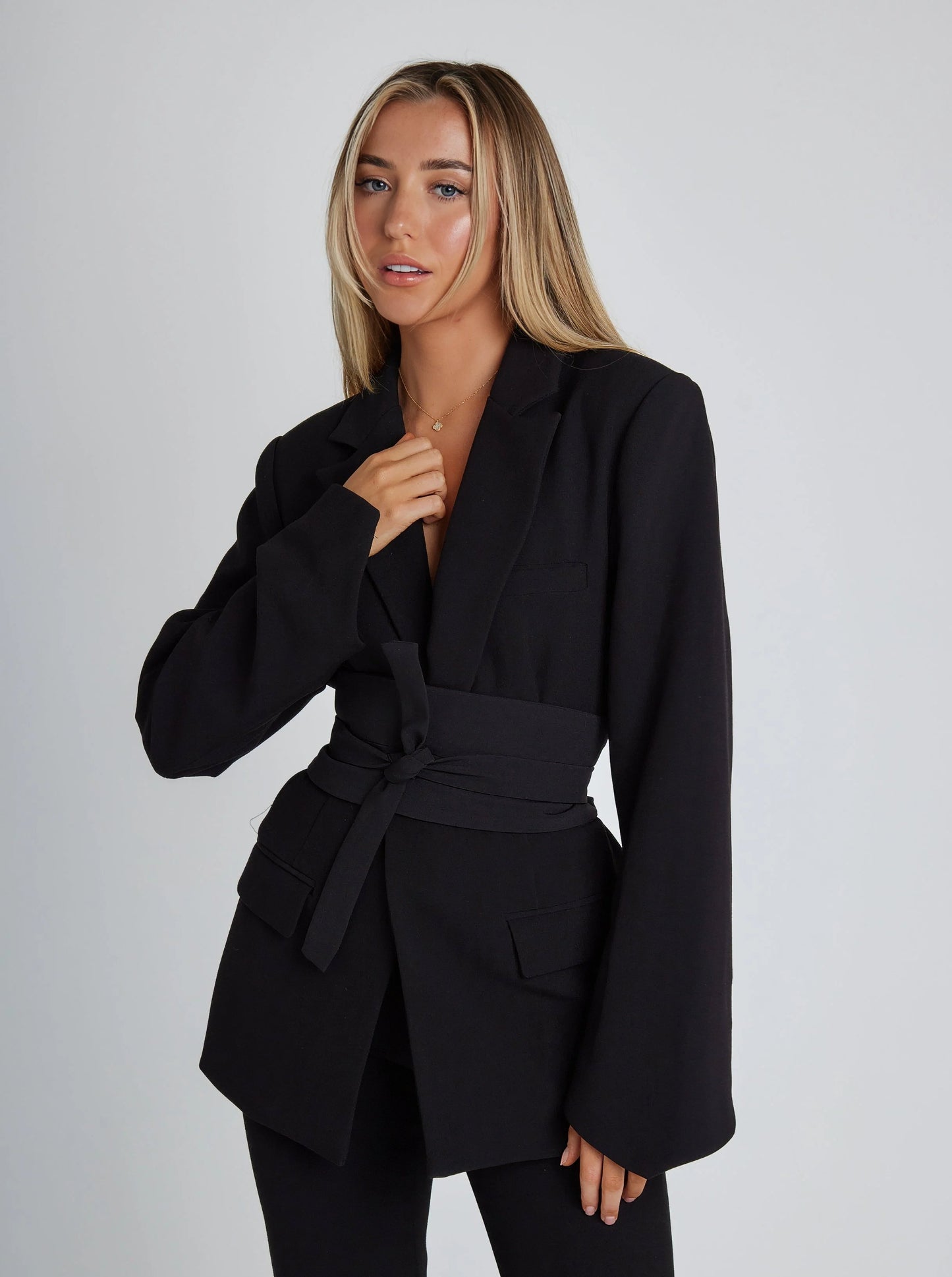 Onni | Eleganter Blazer mit Gürtel