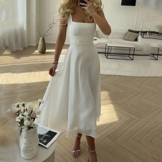Beatrix | Elegantes Midi Kleid mit Quadratausschnitt für Damen