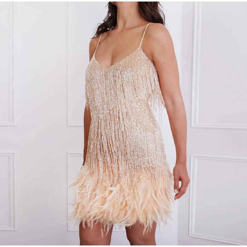 Beatrix | Glamouröses Cocktailkleid für Hochzeit mit Pailletten und Federn