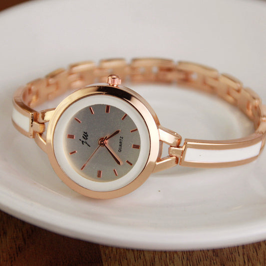 Elegante Damen Armbanduhr mit Filigranem Metallarmband und Rundem Zifferblatt – Silberschimmer, 36 mm, Quarz Uhr für Jeden Anlass 1