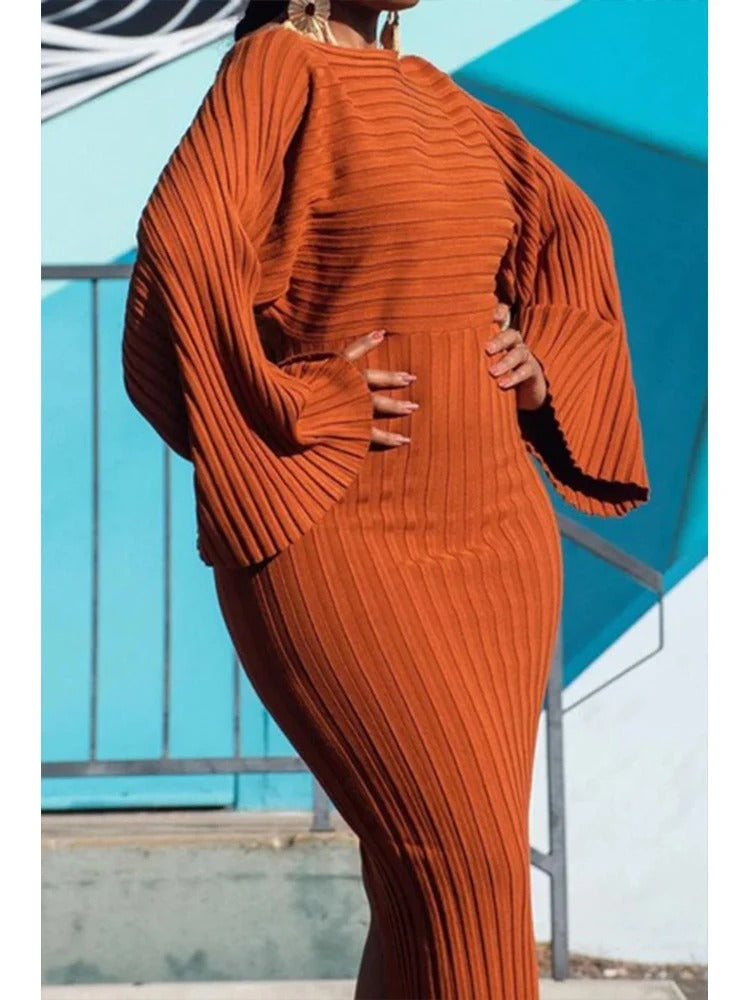 Variant image for Alessia | Figurbetontes Strickkleid für Damen mit Ausgestellten Ärmeln-1