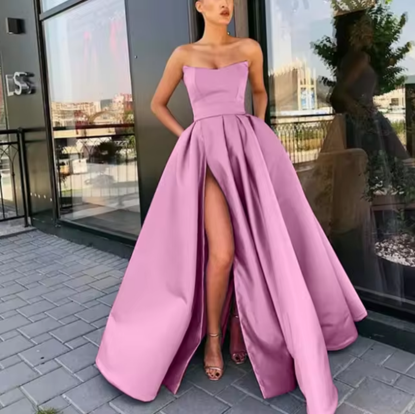 Amara | Elegantes Lange Ballkleid für Damen mit Hohem Schlitz