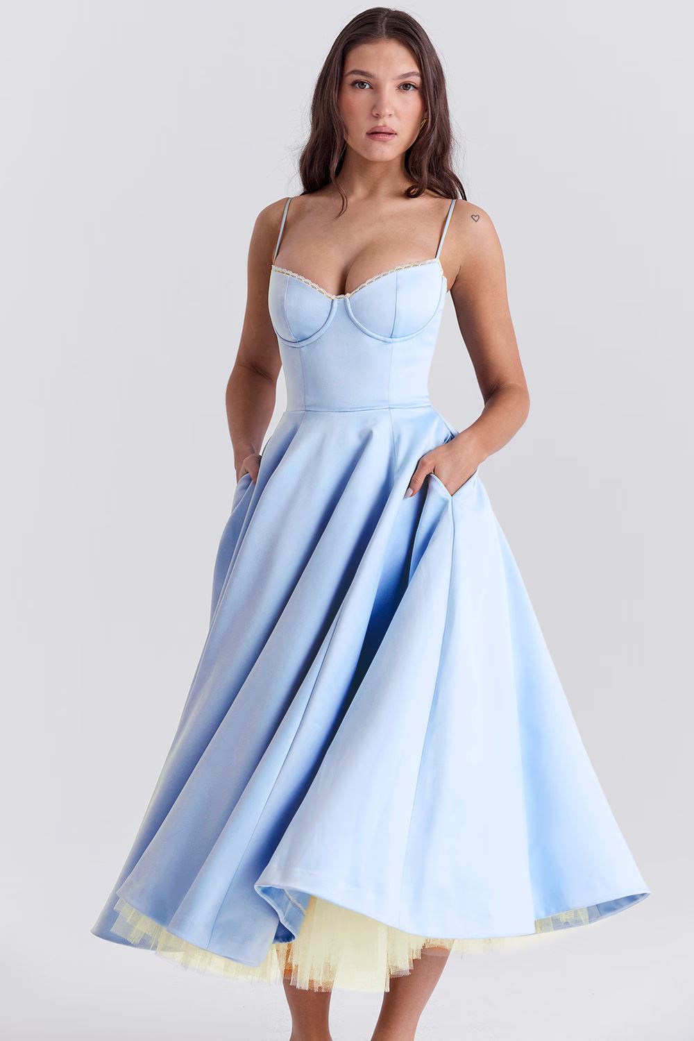 Elif | Stilvoll Satin Abendkleid für Frauen