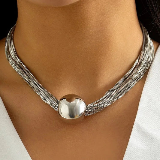 Greta | Elegante Halskette Damen mit Glanz und Modernem Kugeldesign