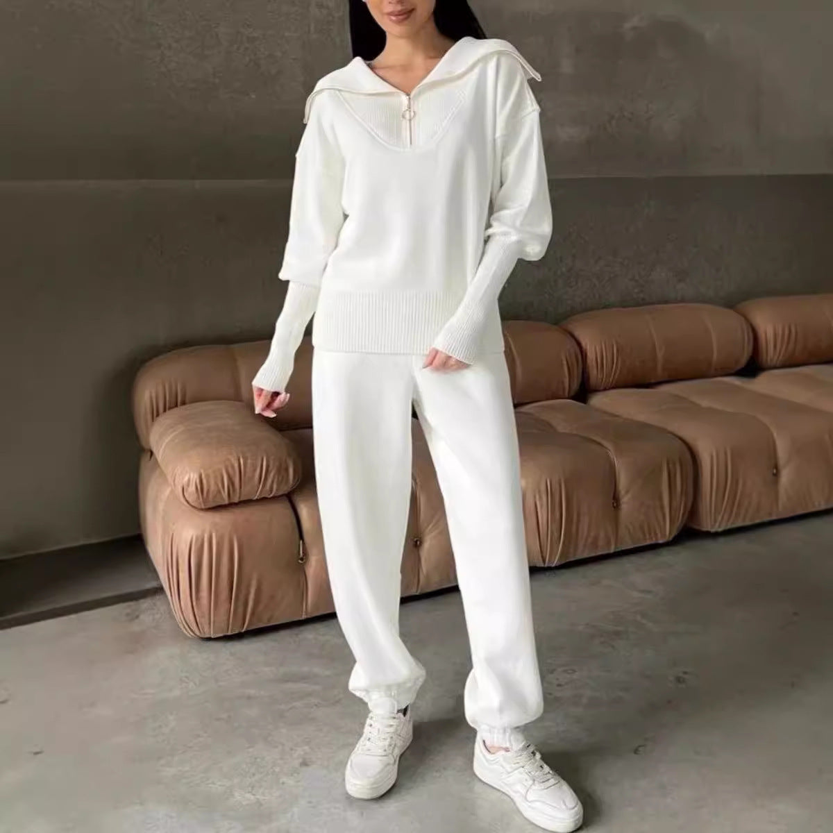 Zweiteiliges Freizeit-Set mit Reißverschluss-Pullover 5