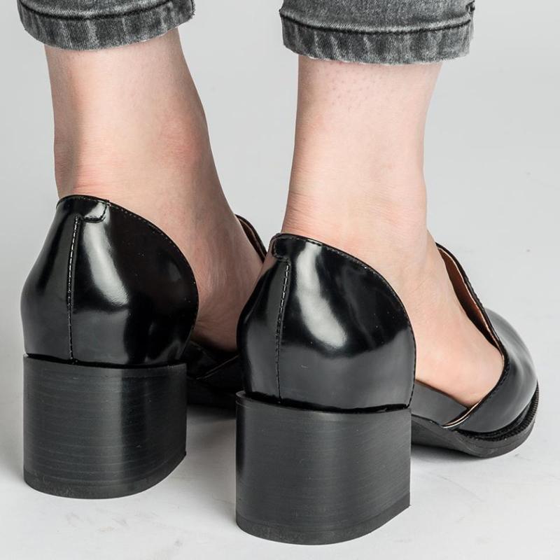 Bequeme Sandalen aus Kunstleder
