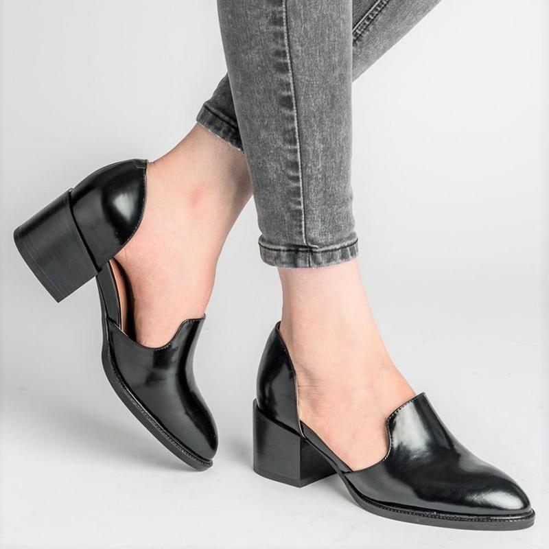 Bequeme Sandalen aus Kunstleder
