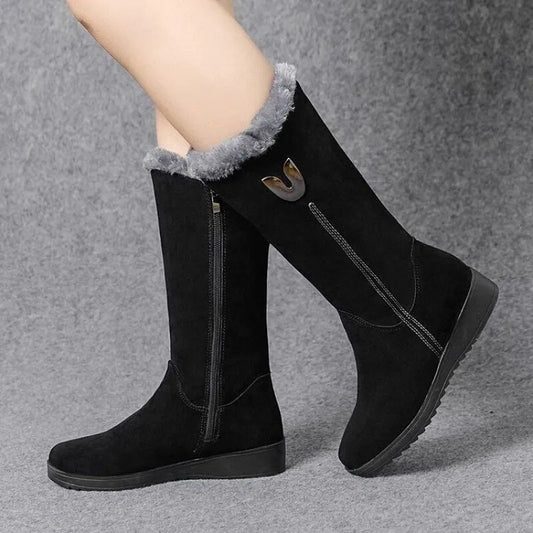 Bequeme Winterstiefel mit Pelzbesatz