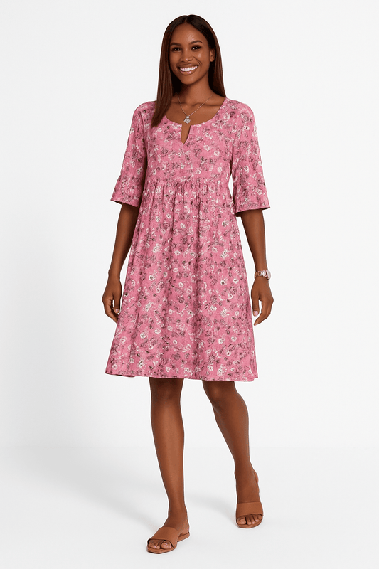 Blumenkleid für Damen mit fließendem Design und elegantem Muster