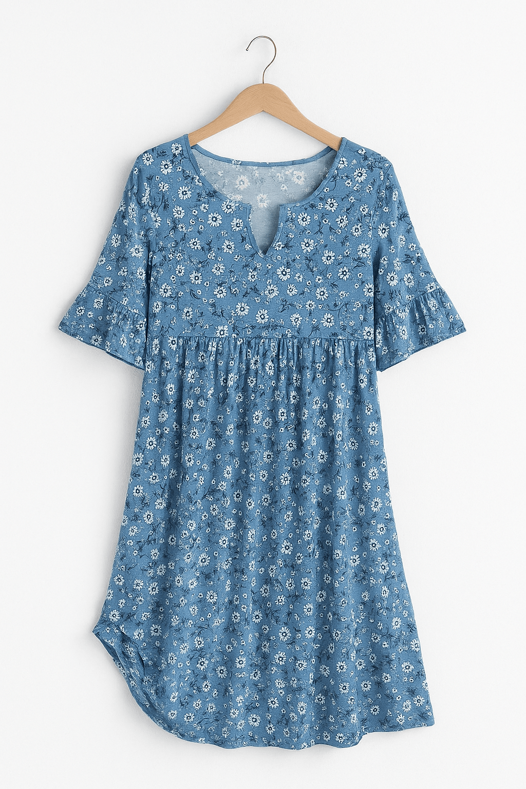 Floral dress for women with flowing design and elegant pattern