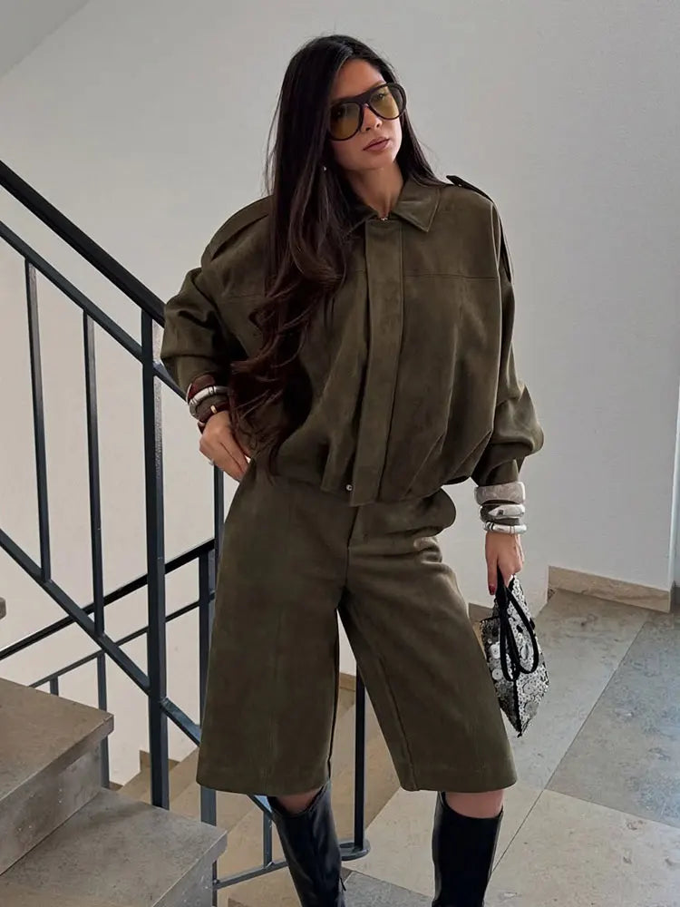 Women's bomber jacket made of suede