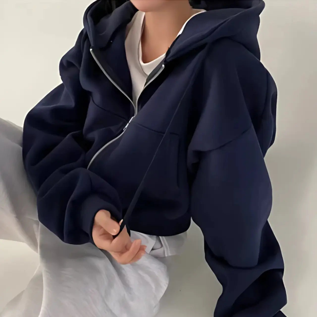 Damen Hoodie mit Reißverschluss, Verstellbarer Kapuze und Kängurutasche – Weicher Stoff für Freizeit und Komfort 1