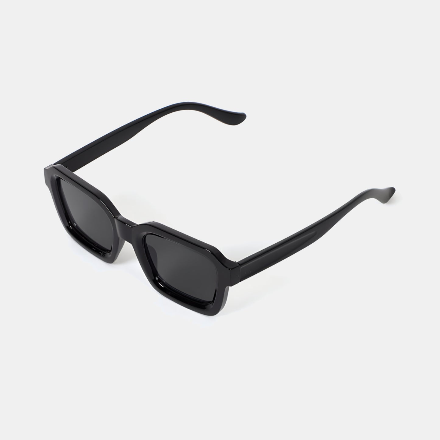 Women's Round Sunglasses with UV Protection and Modern Design