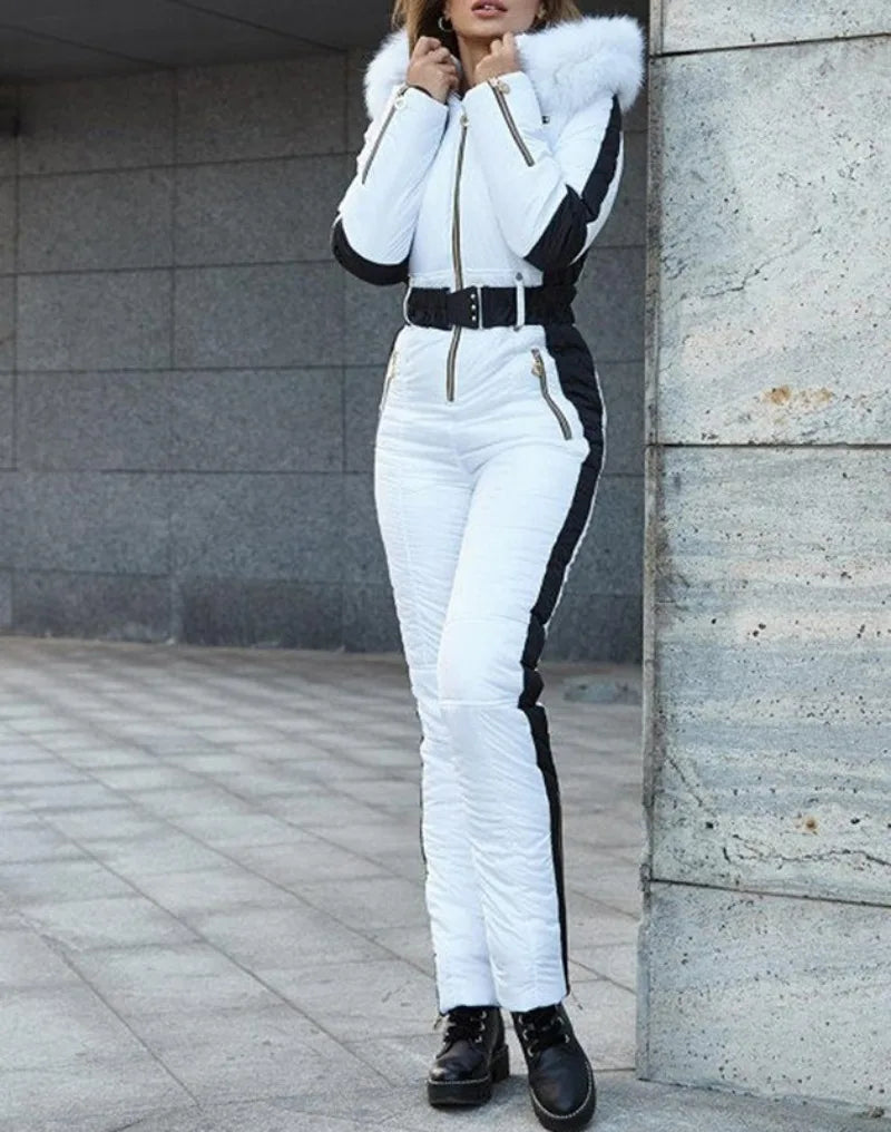Traje de esquí para mujer con capucha