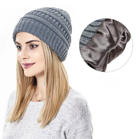 Damen Winterstrickhut aus Satin