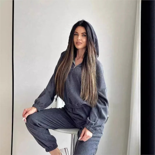 Damen Zweiteiliges Set mit Kapuze und langen Ärmeln
