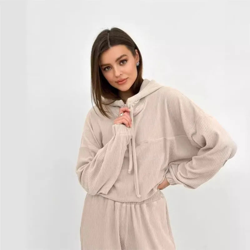 Damen Zweiteiliges Set mit Kapuze und langen Ärmeln