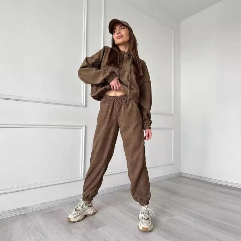 Damen Zweiteiliges Set mit Kapuze und langen Ärmeln