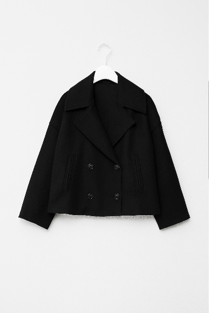 Elegante Damen Winterjacke mit Doppelreihiger Knopfleiste – Strukturierter Stoff, Überschnittene Schultern, Kurze Länge 3