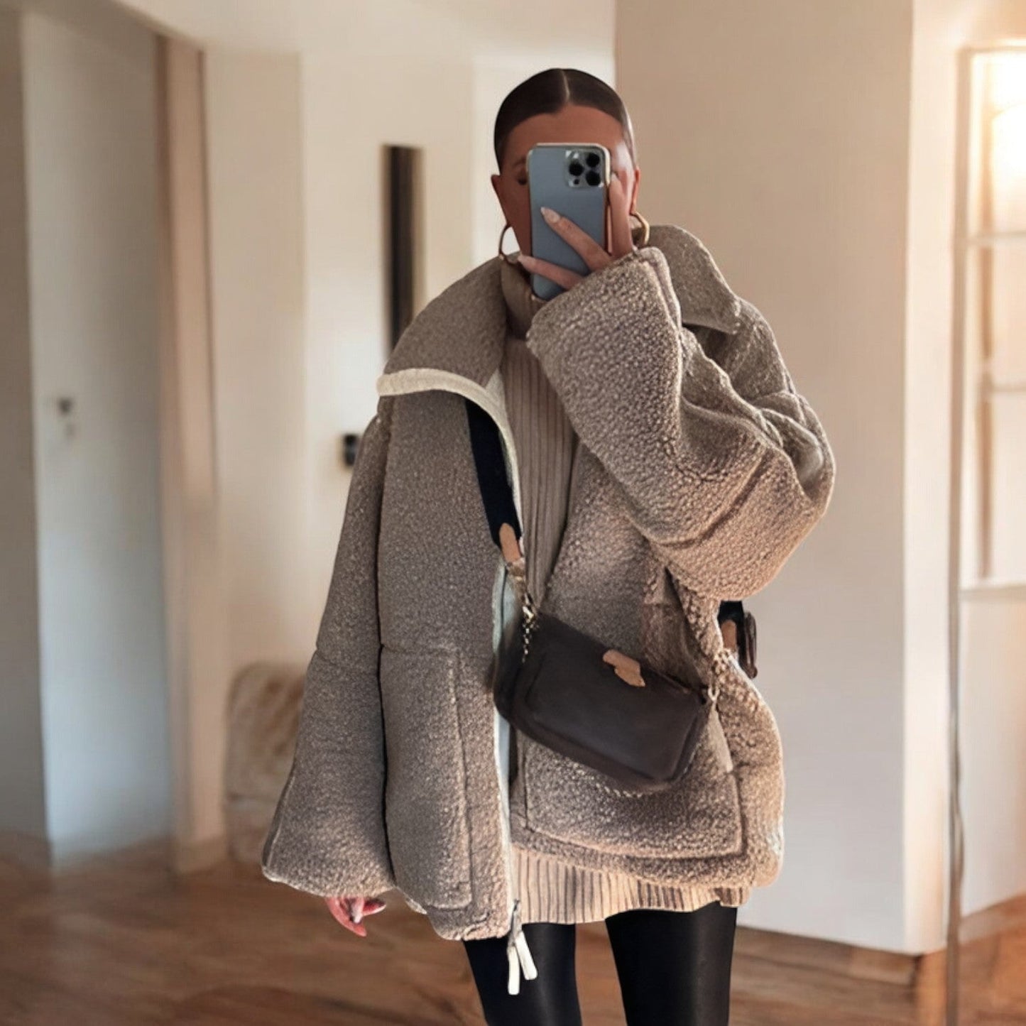 Elegante Oversized Fleecejacke mit Stehkragen