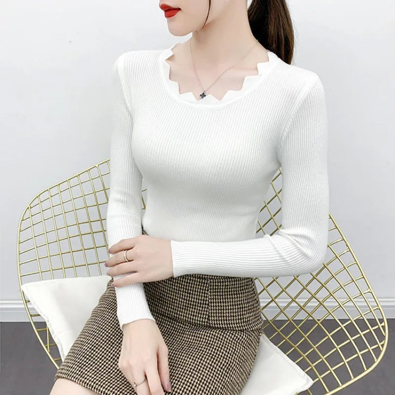 Elegante maglia da donna con maniche lunghe e scollo rotondo