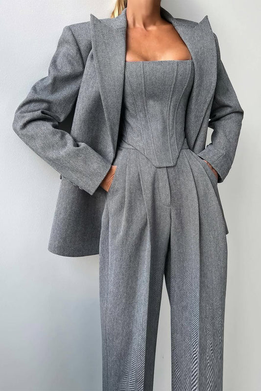 Eleganter Dreiteiliger Anzug mit Doppeltem Blazer
