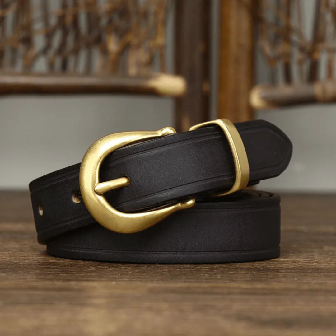 Elegant bälte i fullkornsläder med böjd mässingsspänne