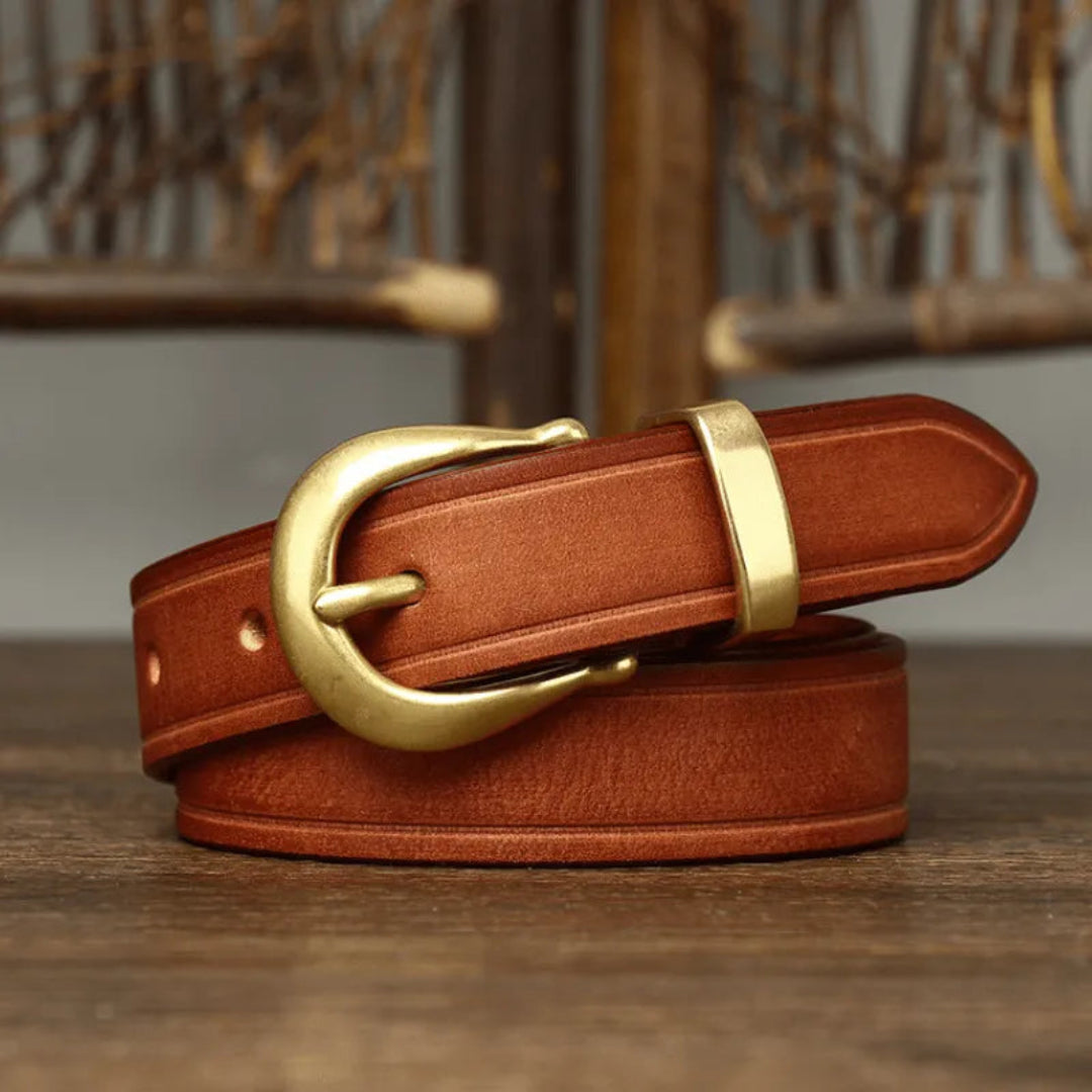 Elegant bälte i fullkornsläder med böjd mässingsspänne