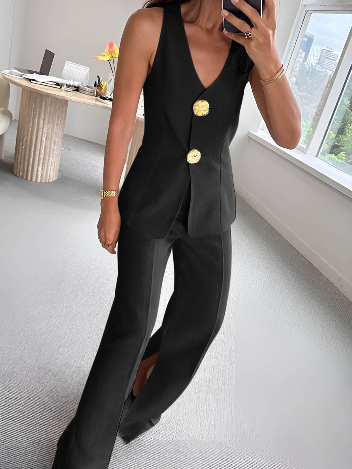 Elegantes Damen Set mit Knöpfen und Split