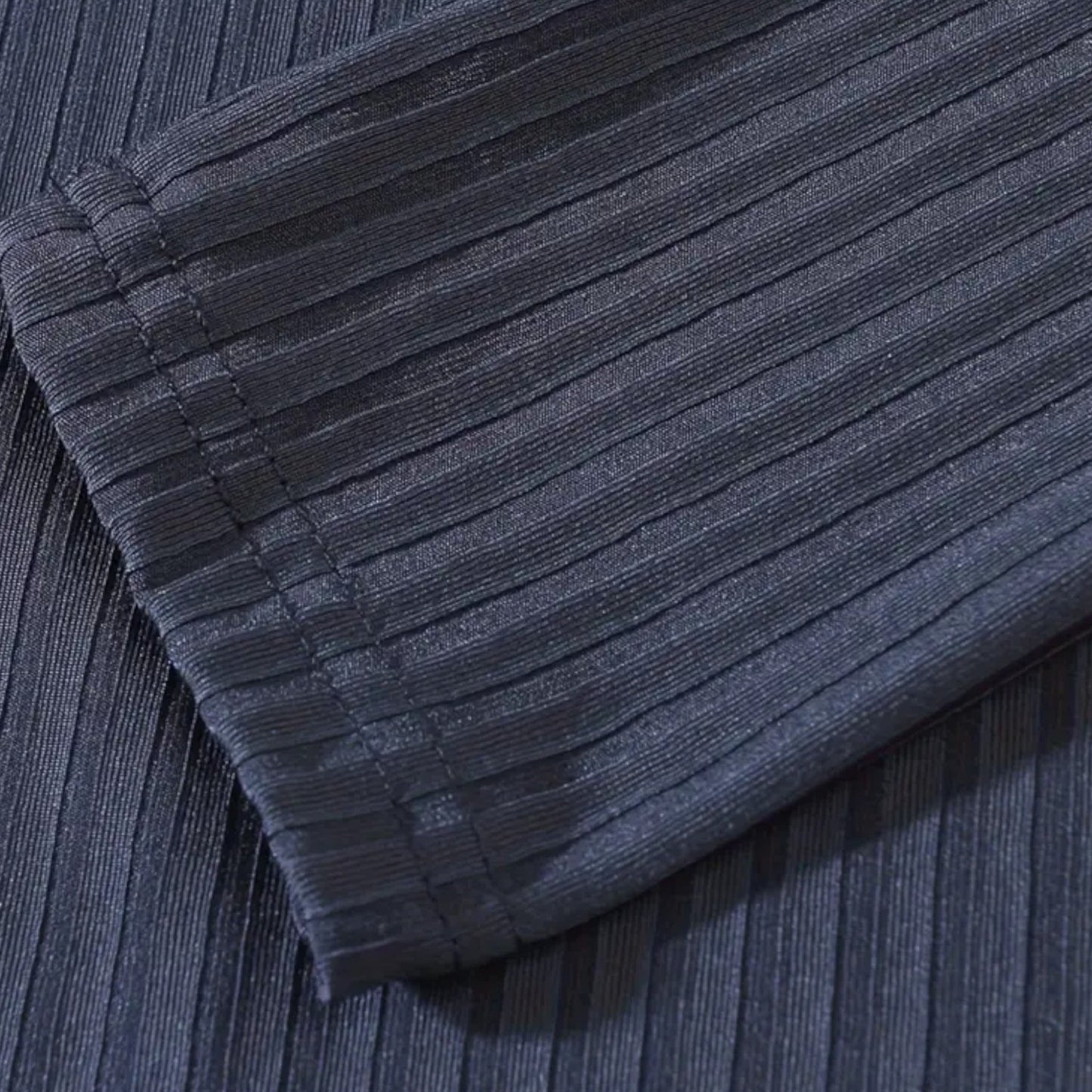 Ribbed long-sleeve shirt for men