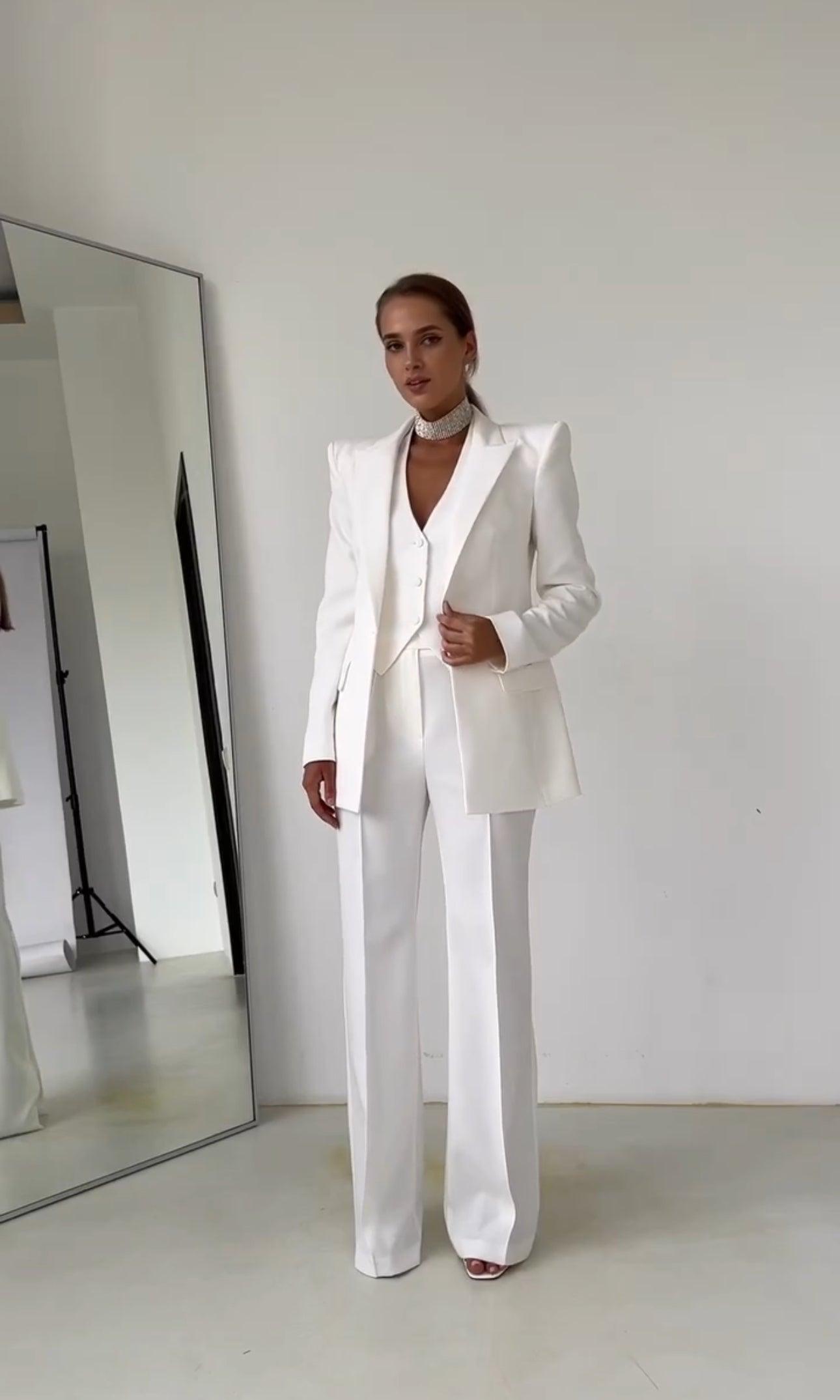 Beatrix 3-Teiliges Anzug Set für Frauen | Eleganter Blazer, Weste, Hose 5