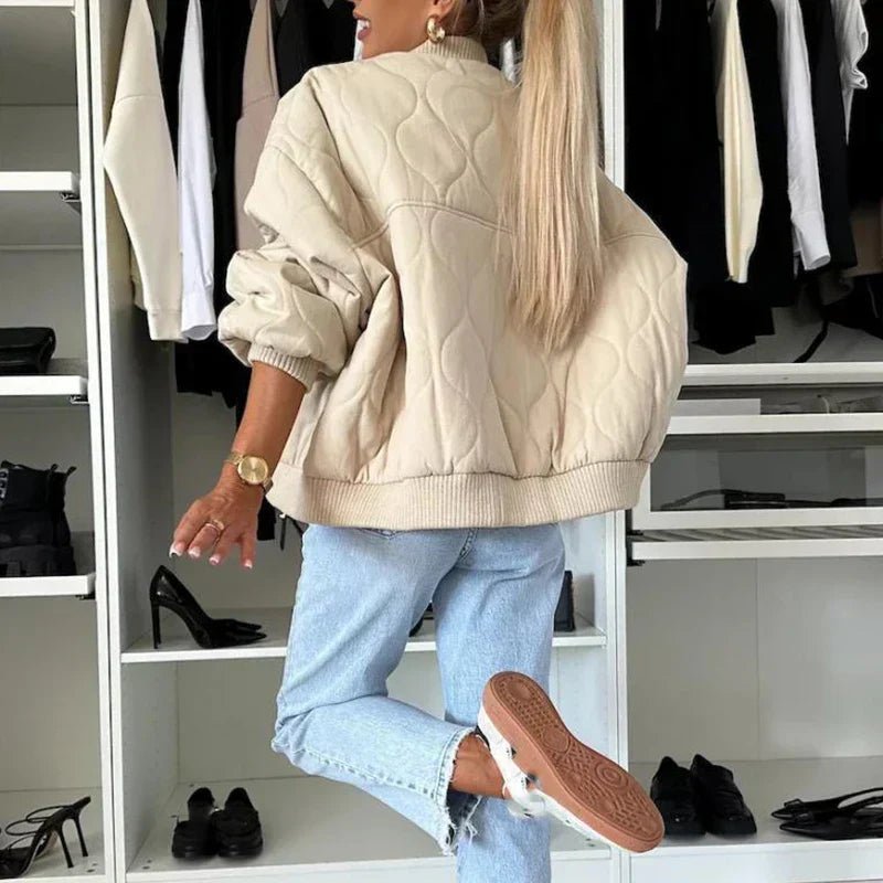 Gesteppte Bomberjacke Damen mit Druckknöpfen – Urbaner Stil, Voluminöser Schnitt, Elastische Bündchen, Übergangsjacke 2