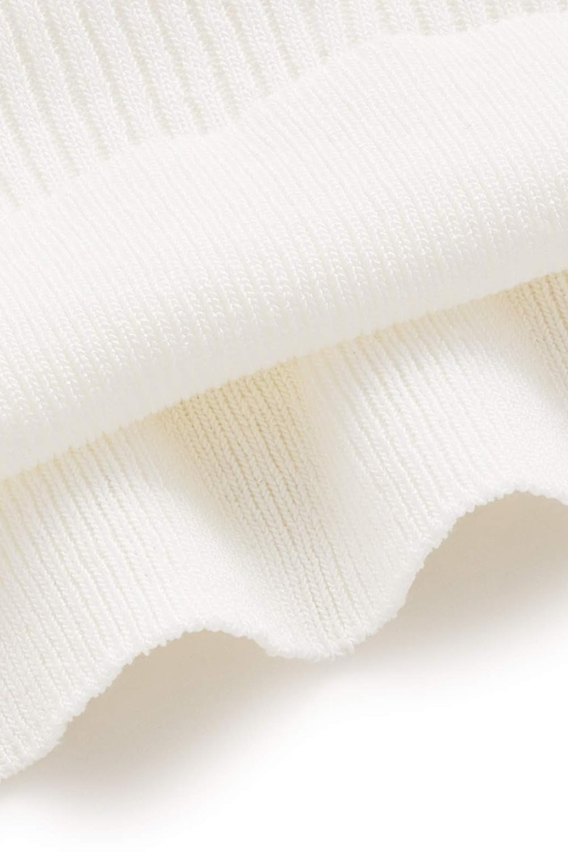 Knitted polo shirt women with polo collar and button placket